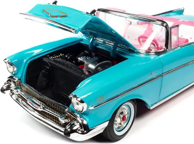 Alt view image 3 of 6 - 1957 Chevrolet Bel Air Convertible Aqua Blue w/Pink Interior Barbie Silver Screen Machines 1/18 Diecast Model Car by Auto World