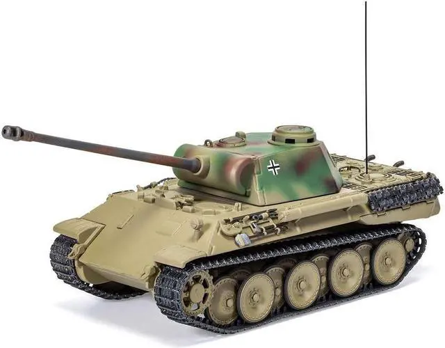 Alt view image 2 of 3 - Panzerkampfwagen V Panther (Ausf D) Tank "Training Unit, Bamberg" German Army "Military Legends" 1/50 Diecast Model by Corgi