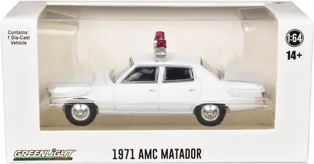 Alt view image 3 of 6 - 1971 AMC Matador Police Car White with Light Bar "Hot Pursuit - Hobby Exclusive" Series 1/64 Diecast Model Car by Greenlight