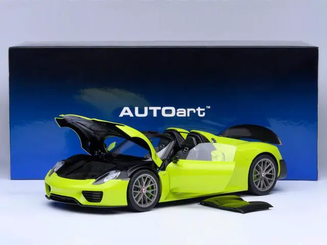 Porsche 918 Spyder 1/18ミニカーライムグリーン Porsche 918 Spyder 1/18ミニカーライムグリーン - メルカリ