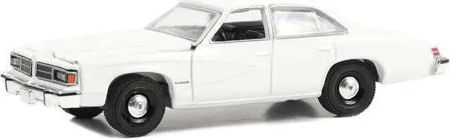 Alt view image 2 of 3 - 1976-77 Pontiac LeMans Enforcer White "Hot Pursuit - Hobby Exclusive" Series 1/64 Diecast Model Car by Greenlight
