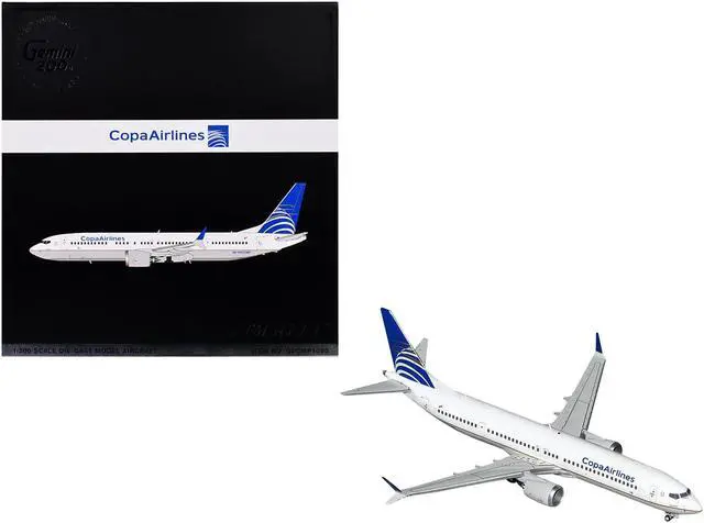 Main image of Boeing 737 MAX 9 Commercial Aircraft "Copa Airlines" White with Blue Tail "Gemini 200" Series 1/200 Diecast Model by GeminiJets