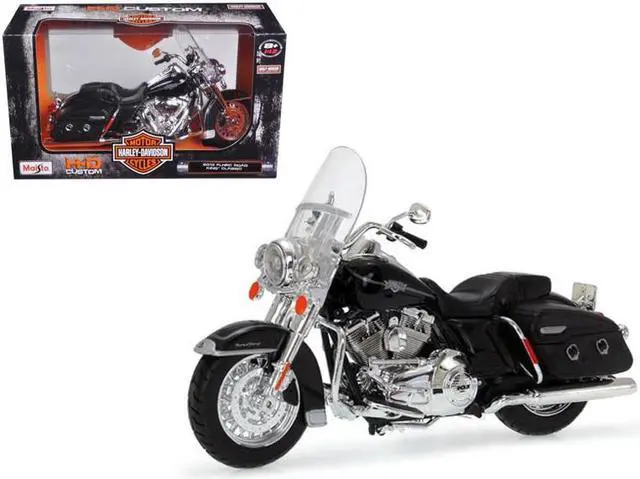 Alt view image 4 of 4 - 2013 Harley Davidson FLHRC Road King Classic Black 1/12 Diecast Motorcycle Model by Maisto