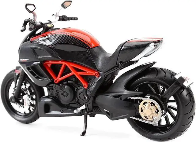 Alt view image 3 of 3 - Ducati Diavel Red and Carbon 1/12 Diecast Motorcycle Model by Maisto