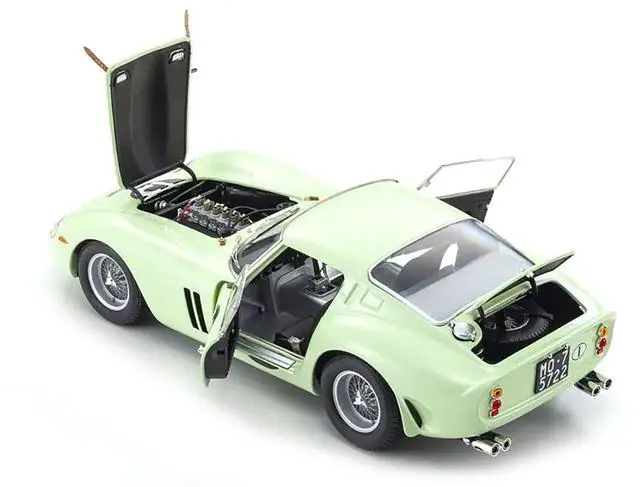 Alt view image 2 of 6 - Ferrari 250 GTO #15 Innes Ireland Winner "Goodwood Tourist Trophy" (1962) 1/18 Diecast Model Car by Kyosho