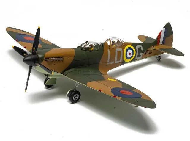 Alt view image 2 of 6 - Supermarine Spitfire T.9 Aircraft "SM520, Spitfires.com, Goodwood Aerodrome" British Royal Air Force 1/72 Diecast Model by Corg