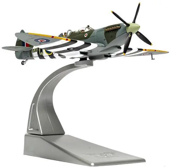 Alt view image 6 of 6 - Supermarine Spitfire T.9 Aircraft "Biggin Hill Heritage Hangar" Royal Canadian Air Force 1/72 Diecast Model by Corg