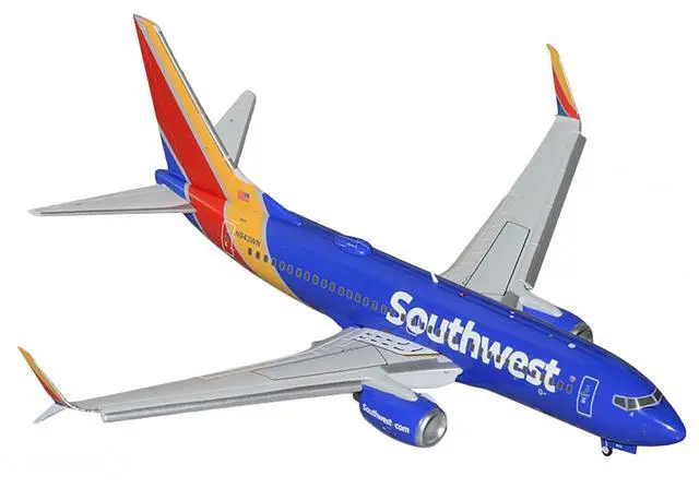 Alt view image 2 of 3 - Boeing 737-700 Commercial Aircraft with Flaps Down "Southwest Airlines" Blue "Gemini 200" 1/200 Diecast Model by GeminiJets