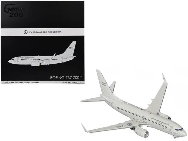 Main image of Boeing 737-700 Transport Aircraft "Fuerza Aerea Argentina (Air Force)" (T-99) Gray 1/200 Diecast Model by GeminiJets