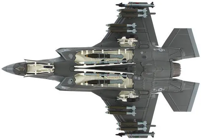 Alt view image 4 of 6 - Lockheed Martin F-35A Lightning II Aircraft "Eielson Air Force Base, Alaska" US Air Force 1/72 Diecast Model by Hobby Master