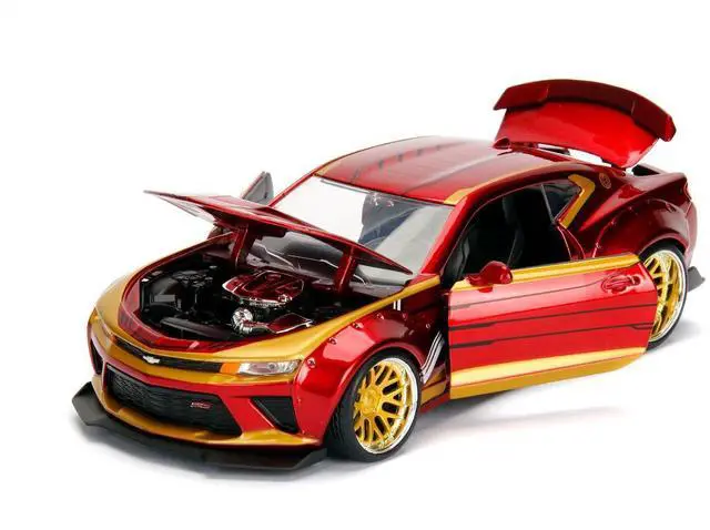 Alt view image 2 of 4 - 2016 Chevrolet Camaro with Iron Man Diecast Figure \Marvel\ Series 1/24 Diecast Model Car by Jada"""