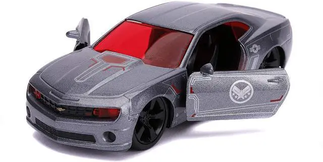 Alt view image 3 of 4 - 2010 Chevrolet Camaro Silver "War Machine" "Avengers" "Marvel" Series 1/32 Diecast Model Car by Jada