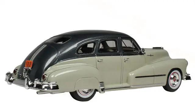 Alt view image 5 of 6 - 1948 Pontiac 4 Door Sedan Oyster Gray 2-Tone Limited Edition to 200 pieces Worldwide 1/43 Model Car by Goldvarg Collection