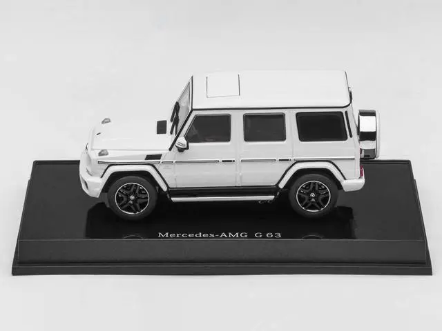 Alt view image 6 of 6 - 2017 Mercedes-Benz AMG G 63 White 1/64 Diecast Model Car by Autoart