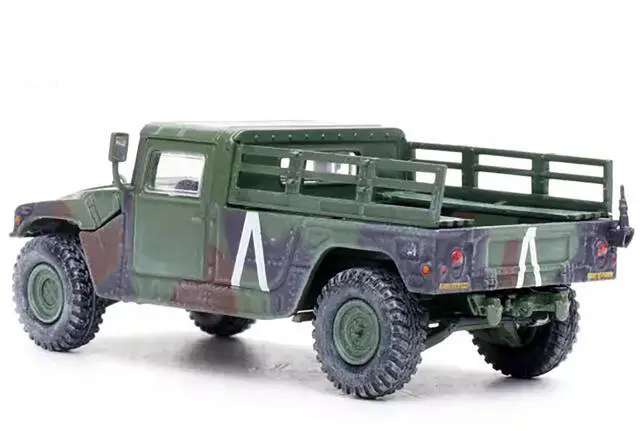 Alt view image 3 of 6 - M998 HMMWV "Gulf War" (1991) United States Army "Military Miniature" Series 1/64 Diecast Model by Panzerkampf