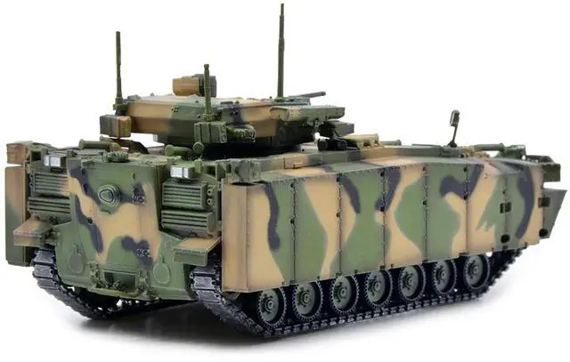 Alt view image 2 of 6 - Russian (Object 695) Kurganets-25 Infantry with Four Kornet EM Guided Missiles Camouflage 1/72 Diecast Model by Panzerkampf