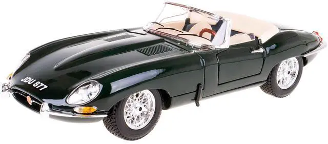 Alt view image 4 of 6 - 1961 Jaguar E Type Convertible Green 1/18 Die cast Model Car by Bburago