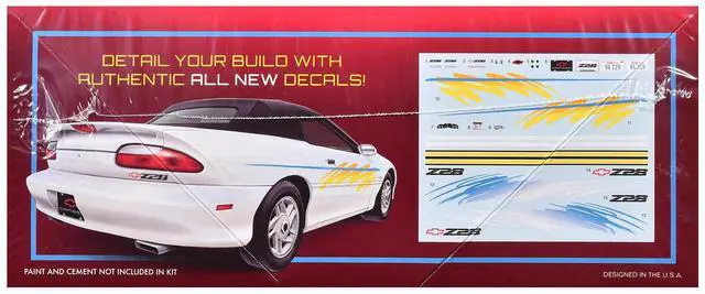 Alt view image 2 of 4 - Skill 2 Model Kit 1996 Chevrolet Camaro Z28 Convertible 1/25 Scale Model by AMT