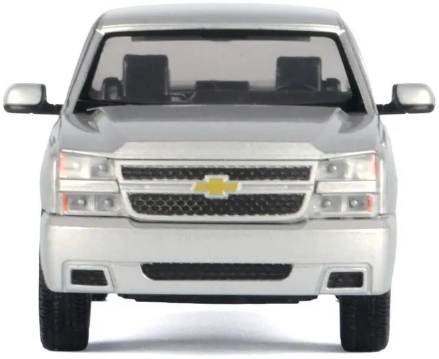 Alt view image 3 of 6 - 2006 Chevrolet Silverado SS Pickup Truck Silver Metallic "Timeless Legends" Series 1/25 Diecast Model Car by Motormax