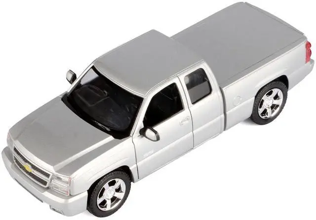 Alt view image 6 of 6 - 2006 Chevrolet Silverado SS Pickup Truck Silver Metallic "Timeless Legends" Series 1/25 Diecast Model Car by Motormax