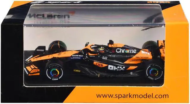 Alt view image 3 of 5 - McLaren MCL38 #81 Oscar Piastri Formula One F1 "Australian GP" (2024) 1/64 Diecast Model Car by Spark