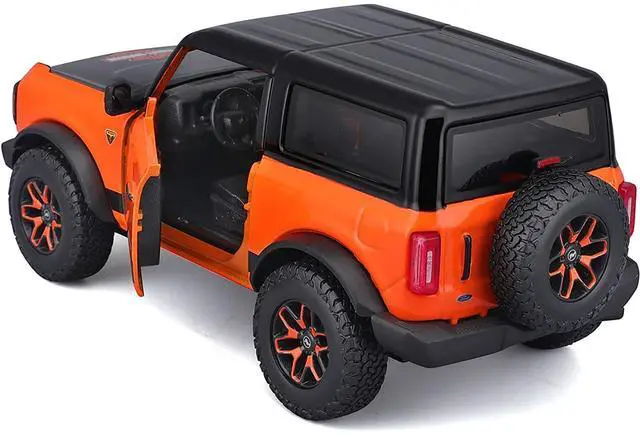 Alt view image 4 of 4 - 2021 Ford Bronco Badlands Orange and Black "Harley Davidson" "H-D Custom" Series 1/24 Diecast Model Car by Maisto
