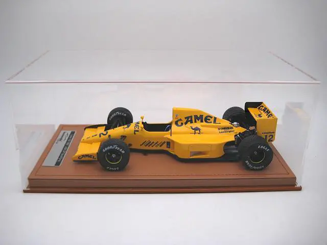 Alt view image 2 of 3 - Lotus 102 #12 "Lamborghini Engine" F1 "US GP Qualifyng" (1990) "Mythos Series" with Display Case 1/18 Model Car by Tecnomodel
