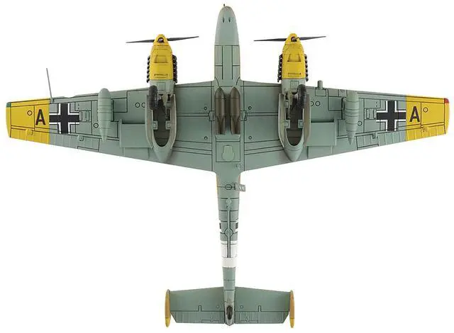 Alt view image 4 of 6 - Messerschmitt BF 110E-2 Trop Fighter Aircraft "3U+AR, 7./ZG26, Italy" (1941) German Luftwaffe 1/72 Diecast Model by Hobby Master