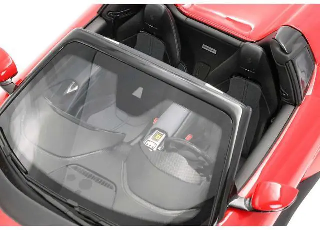 Alt view image 3 of 6 - Ferrari 12Cilindri Spider Rosso Corsa Red Limited Edition to 200 pieces Worldwide 1/18 Model Car by BBR