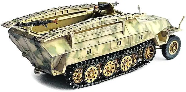 Alt view image 2 of 6 - German Sd.Kfz. 251/7 Ausf.D Pionierpanzerwagen Armored Vehicle "NEO Dragon Armor" Series 1/72 Plastic Model by Dragon Models