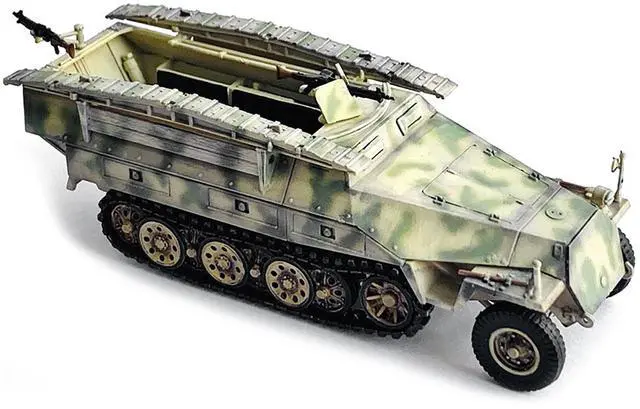 Alt view image 6 of 6 - German Sd.Kfz. 251/7 Ausf.D Pionierpanzerwagen Armored Vehicle "NEO Dragon Armor" Series 1/72 Plastic Model by Dragon Models