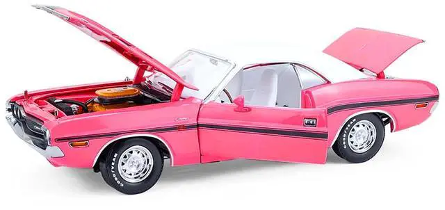 Alt view image 2 of 6 - 1970 Dodge Challenger R/T 440 Six Pack Panther Pink w/Black, White Top and White Interior 1/18 Diecast Model Car by Greenlight