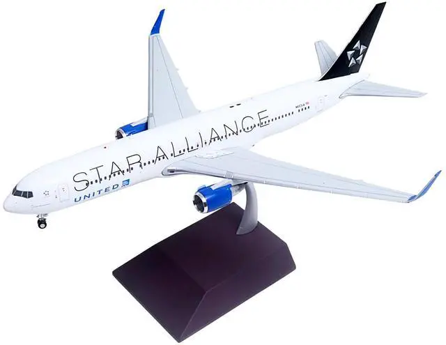 Alt view image 5 of 6 - Boeing 767-300ER Commercial Aircraft "United Airlines - Star Alliance" (N653UA) White w/Black 1/200 Diecast Model by GeminiJets