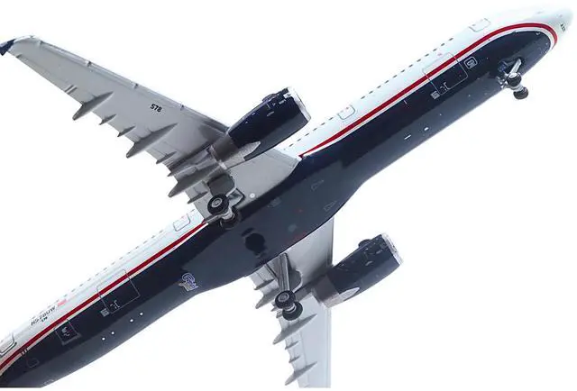 Alt view image 2 of 6 - Airbus A321 Commercial Aircraft "American Airlines" (N578UW) White with Blue Tail 1/400 Diecast Model by GeminiJets