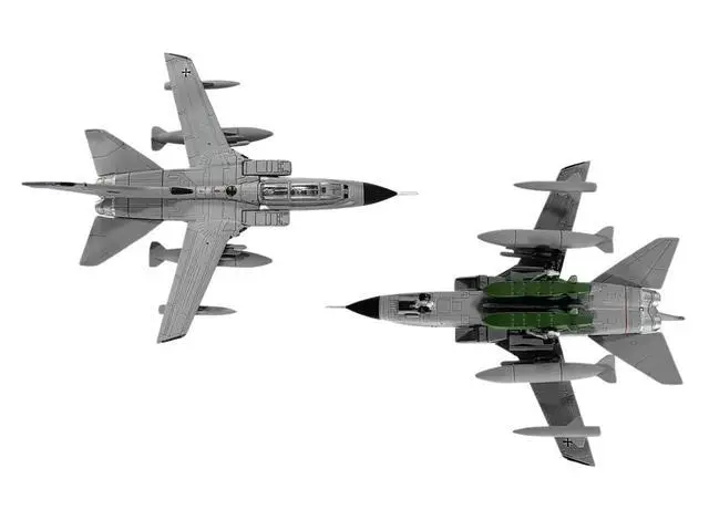 Alt view image 5 of 6 - Panavia Tornado IDS Aircraft "TaktLwG 33, Buchel Air Base" German Luftwaffe 1/200 Diecast Model by GeminiJets