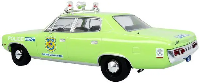 Alt view image 3 of 6 - 1972 AMC Matador Police Car "Cleveland Police Department" Light Green 1/43 Diecast Model by Iconic Replicas