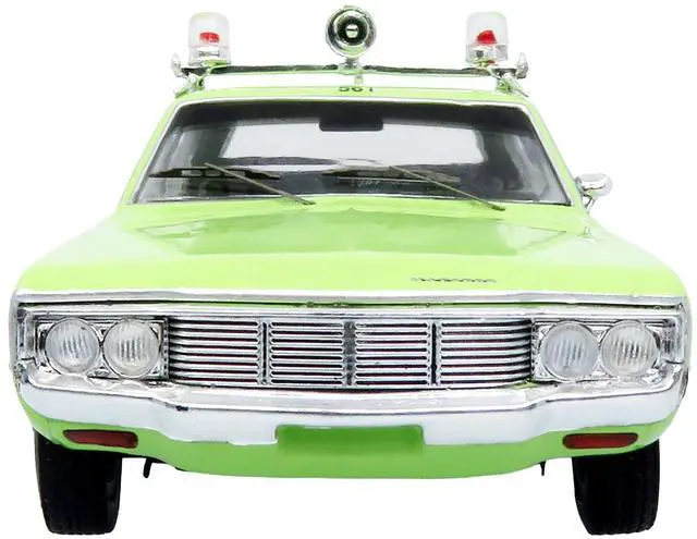 Alt view image 4 of 6 - 1972 AMC Matador Police Car "Cleveland Police Department" Light Green 1/43 Diecast Model by Iconic Replicas