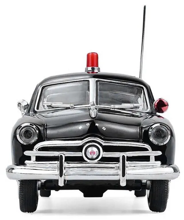 Alt view image 4 of 6 - 1949 Ford Custom Police Car "Chicago Police Department" Black 1/64 Scale Diecast Model Cars by Greenlight