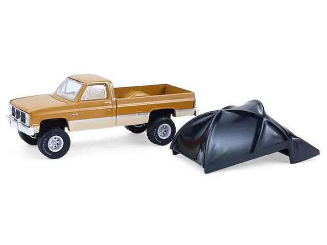 Alt view image 2 of 6 - 1986 GMC Sierra Lifted Truck Desert Sand and Doeskin Tan with Truck Bed Tent 1/64 Scale Diecast Model Cars by Greenlight