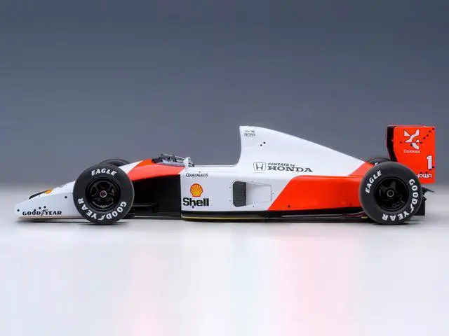 Alt view image 7 of 12 - McLaren Honda MP4/6 #1 Ayrton Senna 2nd Place Formula One F1 Japanese GP (1991) (without McLaren Logo) 1/18 Model Car by Autoart