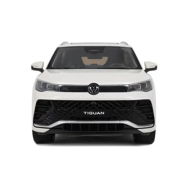Alt view image 6 of 7 - 2024 Volkswagen Tiguan E Tsi R-Line Oryx White Pearl Limited Edition to 999 pieces Worldwide 1/18 Model Car by Otto Mobile