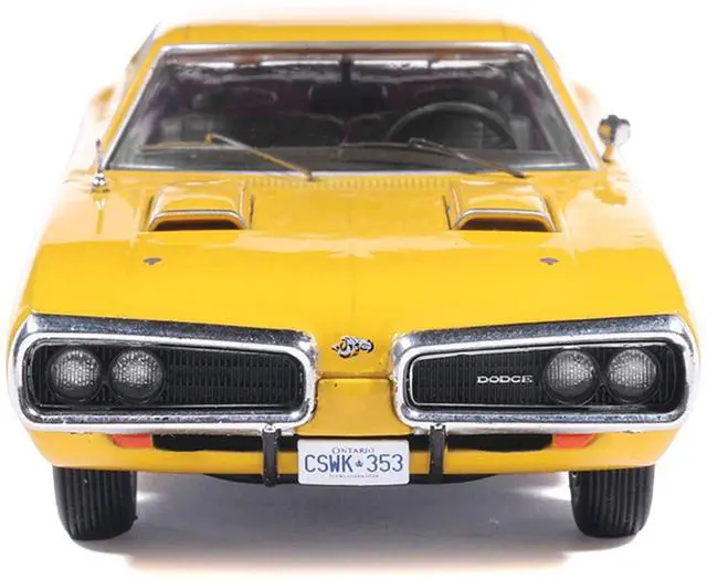 Alt view image 4 of 6 - 1970 Dodge Coronet Super Bee Yellow with Black Stripes 1/43 Diecast Model by IXO Models