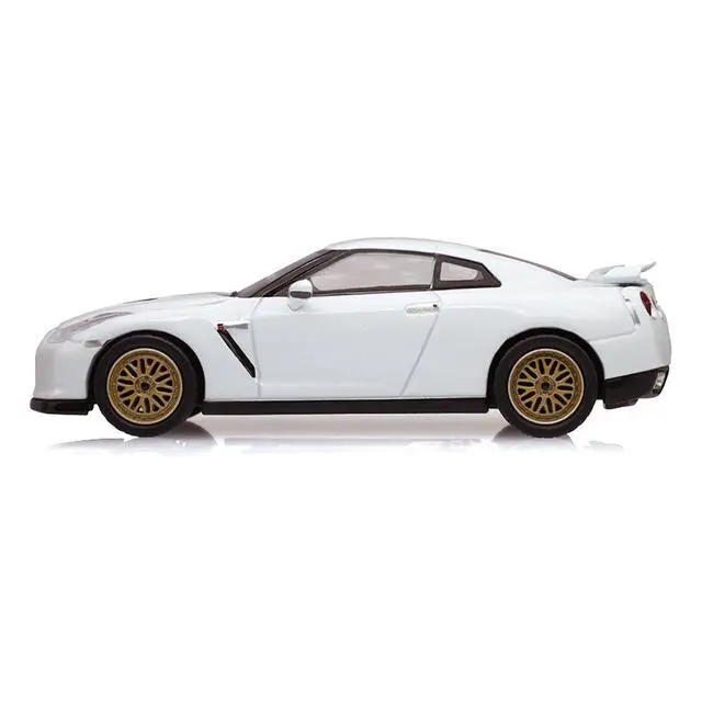 Alt view image 2 of 6 - 2007 Nissan GT-R (R35) Pearl White with Gold Wheels "Tokyo Torque" Series 10 1/64 Diecast Model Car by Greenlight
