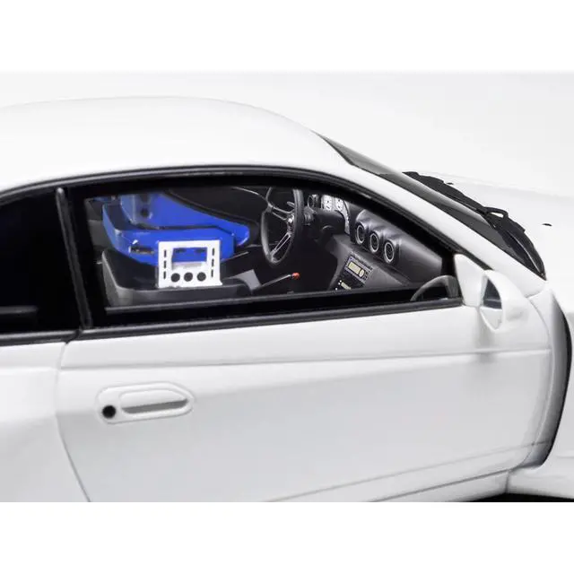 Alt view image 2 of 6 - Nissan Silvia (S15) "Khyzyl Saleem" White 1/18 Model Car by Kyosho
