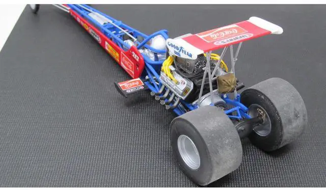 Alt view image 5 of 8 - MCEWEN'S ENGINE DRAGSTER