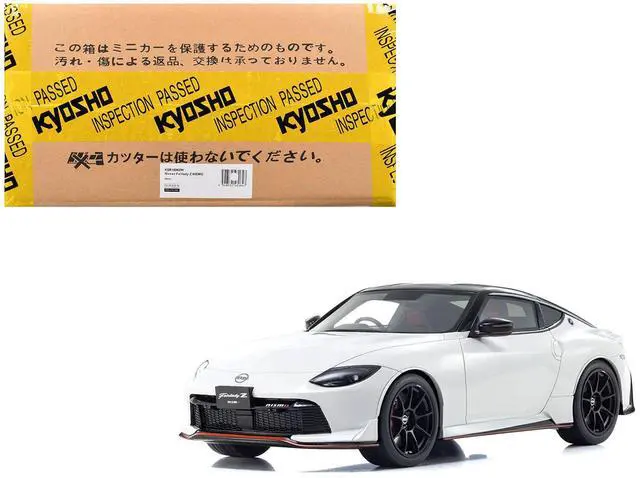 Main image of Nissan Fairlady Z NISMO RHD (Right Hand Drive) White with Black Top 1/18 Model Car by Kyosho