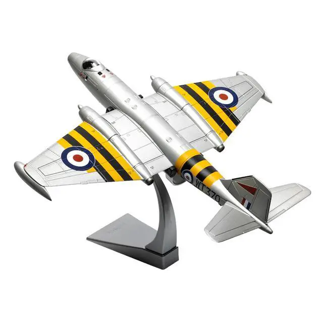 Alt view image 4 of 5 - English Electric Canberra B.6 Aircraft "Operation Musketeer" (1956) Royal Air Force 1/72 Diecast Model Car by Corgi