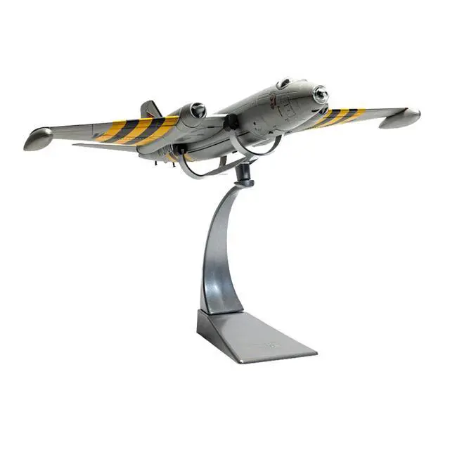 Alt view image 5 of 5 - English Electric Canberra B.6 Aircraft "Operation Musketeer" (1956) Royal Air Force 1/72 Diecast Model Car by Corgi