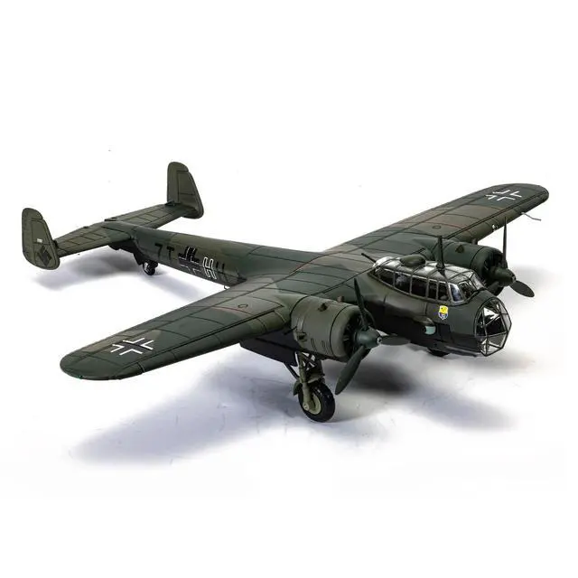 Alt view image 2 of 5 - Dornier Do 17Z-5 Aircraft "7T+HH, W.Nr.2787, KGR.606, Lannion, France" (1940) German Luftwaffe 1/72 Diecast Model Car by Corgi