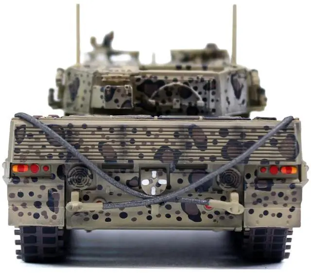 Alt view image 5 of 6 - Leopard 2A4 Main Battle Tank "Jaguar Scheme" Austrian Army "Armor Premium" Series 1/72 Diecast Model by Panzerkampf